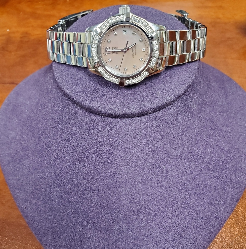 TAG HEUER